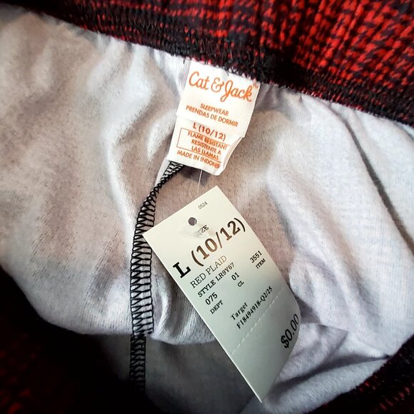 Cat & Jack Red Plaid Sleepwear Pants Size L 10/12 Recycled Polyester Youth - Picture 14 of 16